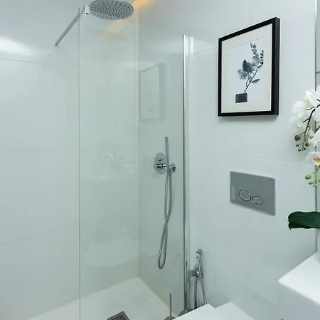 Kate Home's Trindade - Porto's Centre Apartment