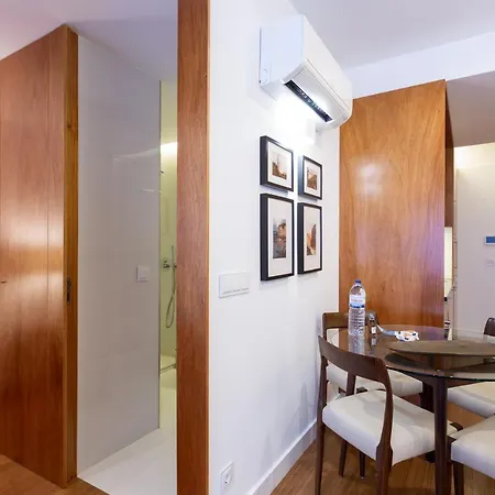 Kate Home's Trindade - Porto's Centre アパート ポルト